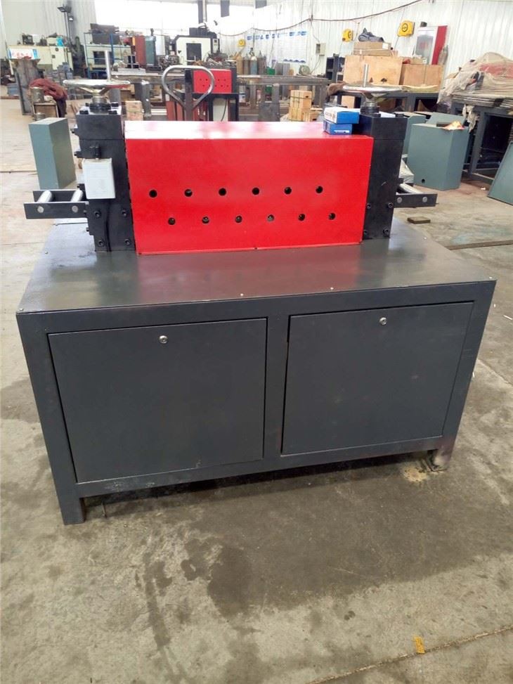 hydraulic leveling machine