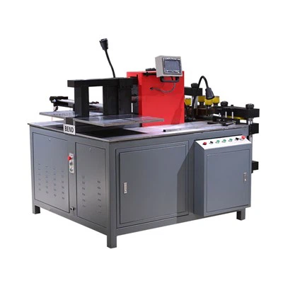 Mașină de prelucrare a barelor colectoare cu opritor automat servomotor